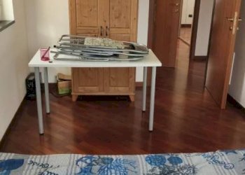 Stanza arredata - Trilocale via San Biagio di Valpolcevera, 16, Genova (zona Pontedecimo) - foto 30