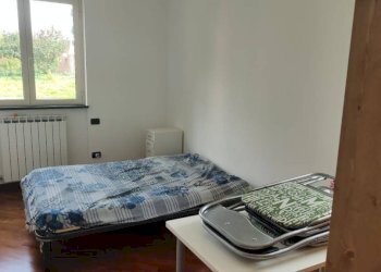 Camera da letto - Trilocale via San Biagio di Valpolcevera, 16, Genova (zona Pontedecimo) - foto 32