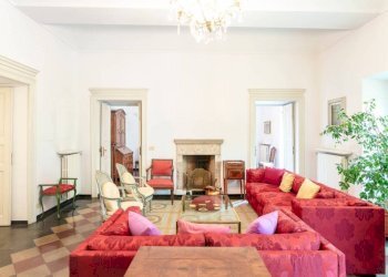 Soggiorno - Appartamento piazza Vittorio Alfieri, 11, Asti - foto 1