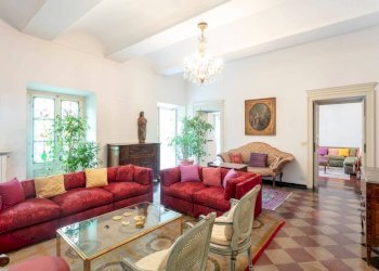 Soggiorno - Appartamento piazza Vittorio Alfieri, 11, Asti - foto 2