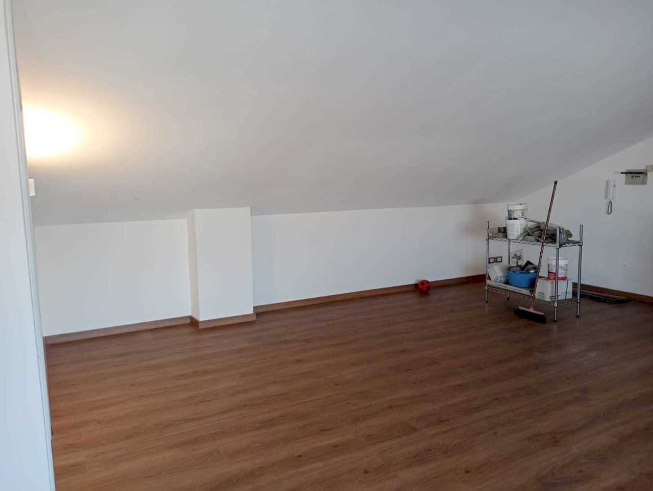 82410d13-1133-495a-8ecd-13ac9a96f972.jpg - Mansarda Ameglia - foto 3