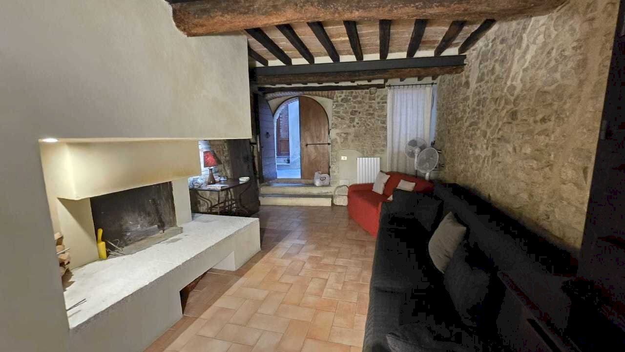 IMG-20240926-WA0054.jpg - Townhouse vicolo dei giardinieri, Todi - photo 1