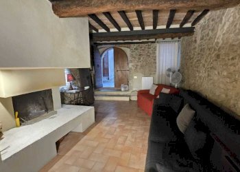 IMG-20240926-WA0054.jpg - Terratetto - Terracielo vicolo dei giardinieri, Todi - foto 1