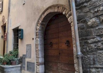 IMG-20240926-WA0024.jpg - Terratetto - Terracielo vicolo dei giardinieri, Todi - foto 13