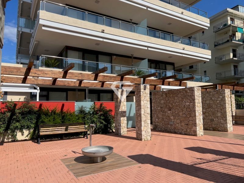 IMG_8665-1-800x600.jpg - Bilocale Viale uropa, Pietra Ligure - foto 1