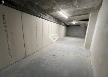 IMG_8715-1-800x600.jpg - Bilocale Viale uropa, Pietra Ligure - foto 24