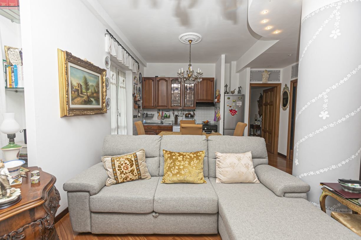 salone con angolo cottura - Apartment Via Clemente Rebora 11, Campomorone - photo 3