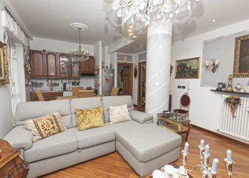 salone con angolo cottura - Appartamento Via Clemente Rebora 11, Campomorone - foto 1