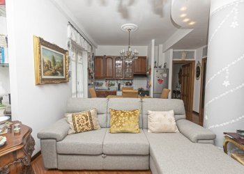 salone con angolo cottura - Appartamento Via Clemente Rebora 11, Campomorone - foto 3