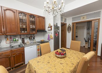 salone con angolo cottura - Appartamento Via Clemente Rebora 11, Campomorone - foto 6