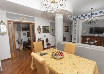 salone con angolo cottura - Appartamento Via Clemente Rebora 11, Campomorone - foto 7