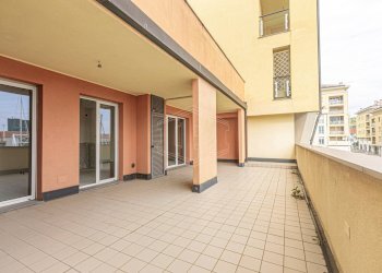 Appartamento Via Luigi Cibrario, Genova (zona Sestri Ponente) - foto 3