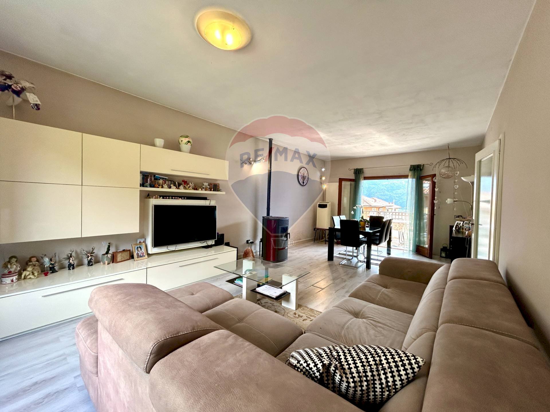 Four-room apartment Costa Volpino - photo 1