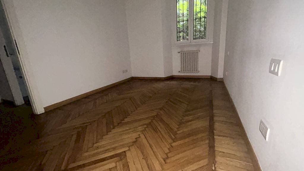 Camera da letto - Trilocale via Bartolomeo Eustachi, 29, Milano - foto 2