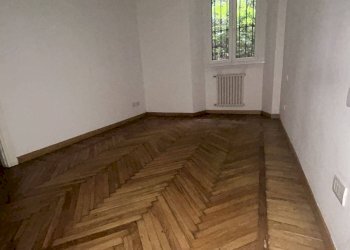 Camera da letto - Trilocale via Bartolomeo Eustachi, 29, Milano - foto 2