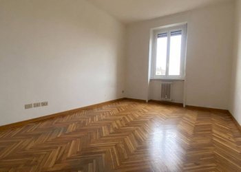 Camera da letto - Trilocale viale Gabriele D'Annunzio, 3, Milano - foto 2