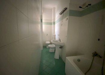 Bagno - Trilocale viale Gabriele D'Annunzio, 3, Milano - foto 18