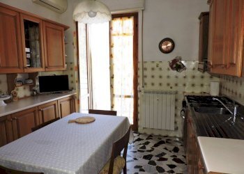 Cucina - Quadrilocale salita Fregara, 12, Sant'Olcese - foto 3