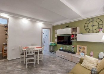 SALA - Trilocale via Canevari, Genova (zona Marassi) - foto 3