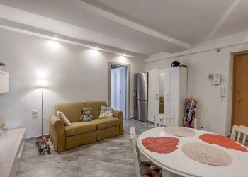 SALA - Trilocale via Canevari, Genova (zona Marassi) - foto 4