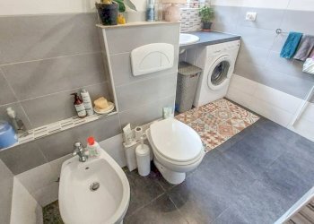 BAGNO - Trilocale via Canevari, Genova (zona Marassi) - foto 26