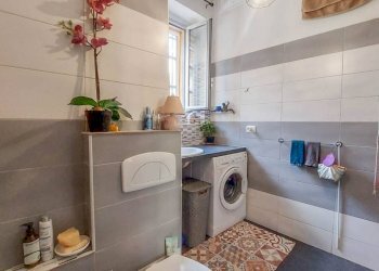 BAGNO - Trilocale via Canevari, Genova (zona Marassi) - foto 29