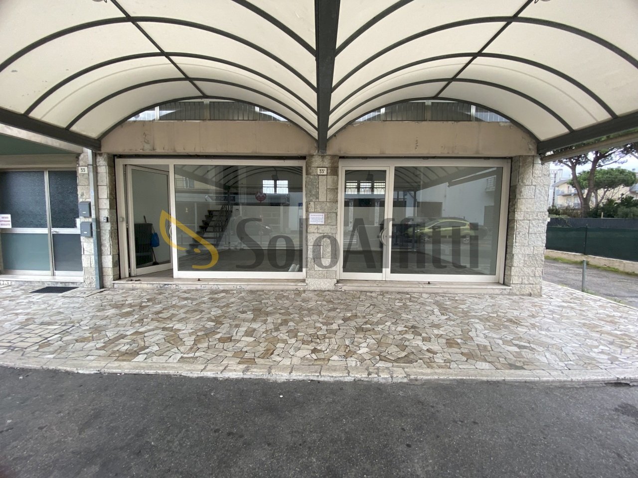 IMG_3887.JPG - Locale Commerciale Via dei Martiri 33A, Rimini - foto 1