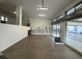 IMG_3877.JPG - Locale Commerciale Via dei Martiri 33A, Rimini - foto 5