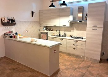 WhatsApp Image 2024-09-27 at 12.38.16 (1).jpeg - Villa a Schiera Via Tivoli, Guidonia Montecelio - foto 14