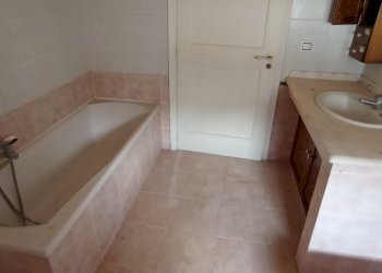 IMG_20240921_163556.jpg - Villa Comiso - foto 17