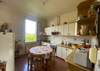 Immagine WhatsApp 2024-08-19 ore 19.05.01_8c16ed46 - Four-room apartment Via Roma 39, San Bartolomeo al Mare - photo 10