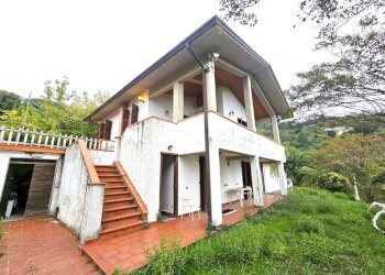 02.jpg - Villa Via Prulla 78, Sarzana - foto 2