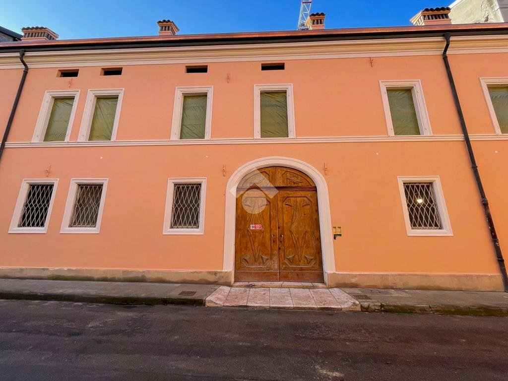 Trilocale Via Cesare Battisti, Carpi - foto 1