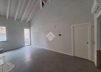 Three-room apartment Via Fratelli Caprotti, Magenta - photo 4