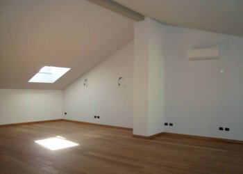 LOCALE - Quadrilocale via Giulio Uberti, Milano - foto 4