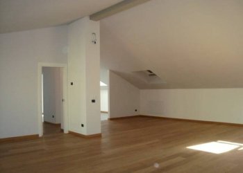 LOCALE - Quadrilocale via Giulio Uberti, Milano - foto 5