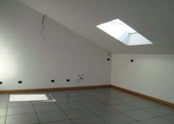 CUCINA - Quadrilocale via Giulio Uberti, Milano - foto 6