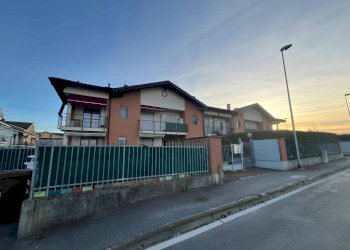facciata - Trilocale via Maria Montessori, 11, Carmagnola - foto 1