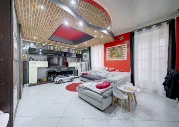 Salone - Three-room apartment via Don Giovanni Bosco, 79, Torino (neighborhood Borgo Vittoria) - photo 3