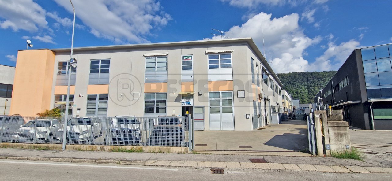 Retecasa_Cornedo - Capannone via Del Lavoro 41/b, Trissino - foto 1