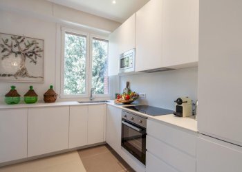 3c8c9050-e7a1-43f1-b704-1729946f59f6.jpg - Appartamento Massa - foto 3