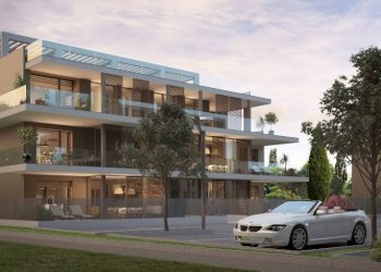 Facciata - Trilocale via 20 Settembre, Arona - foto 1