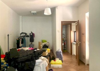 LOCALE 2 - Negozio via Vittorio Emanuele II, Borgo Ticino - foto 5