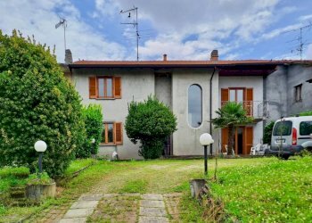 ESTERNO - Villa a Schiera via Aronco, Castelletto Sopra Ticino - foto 1