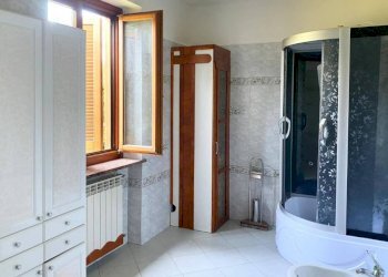 BAGNO P. T. - Villa a Schiera via Aronco, Castelletto Sopra Ticino - foto 12