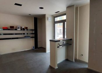 INTERNO - Negozio piazza San Graziano, Arona - foto 3