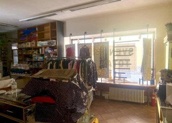 LOCALE 1 - Negozio via Vittorio Emanuele II, Borgo Ticino - foto 9