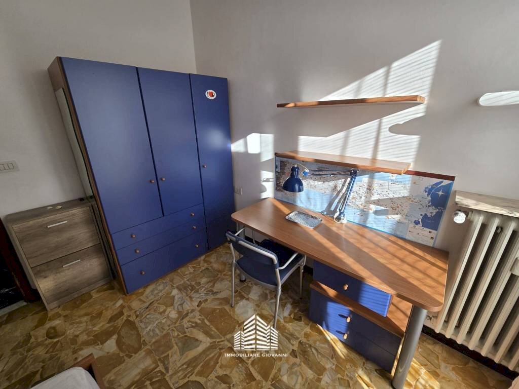 Stanza arredata - Non-buildable land via Vittorio Emanuele II, 28, Bra - photo 2