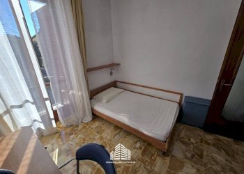 Stanza arredata - Terreno non edificabile via Vittorio Emanuele II, 28, Bra - foto 5