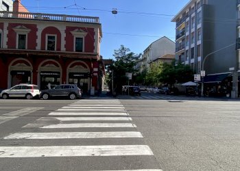 Passaggio pedonale - Ristorante Via Ampere 98, Milano - foto 9